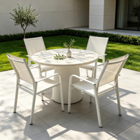 Ensemble de salle à manger rond moderne en tissu d'extérieur avec plateau en faux marbre et structure en aluminium, capacité 4 personnes, pour restaurants et cafés