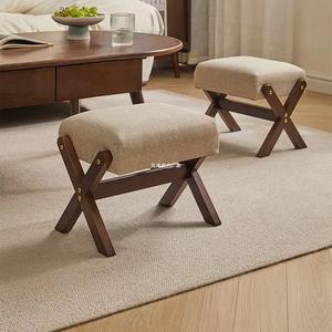 <span class=keywords><strong>Petit</strong></span> tabouret <span class=keywords><strong>en</strong></span> <span class=keywords><strong>bois</strong></span> massif Coussin doux Tabouret de canapé Design carré <span class=keywords><strong>Banc</strong></span> d'<span class=keywords><strong>entrée</strong></span> de maison Tabouret bas pour le salon - Product Image 1