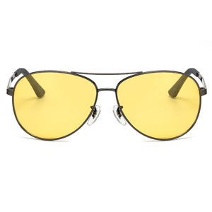 Occhiali da sole da pilota polarizzati fotocromatici con visione notturna, montatura dorata, oversize, per uomo, uso giorno/notte - Product Image 2