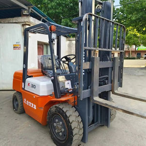 Carretillas elevadoras de segunda mano a la venta Hecha 30 Carretillas elevadoras montadas en ruedas Opción rentable - Product Image 1