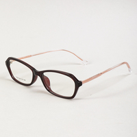 7239 Lunettes de vue pour femmes, monture irrégulière petite taille, style rétro classique haut de gamme, en TR90+CP, montures optiques vintage 2025