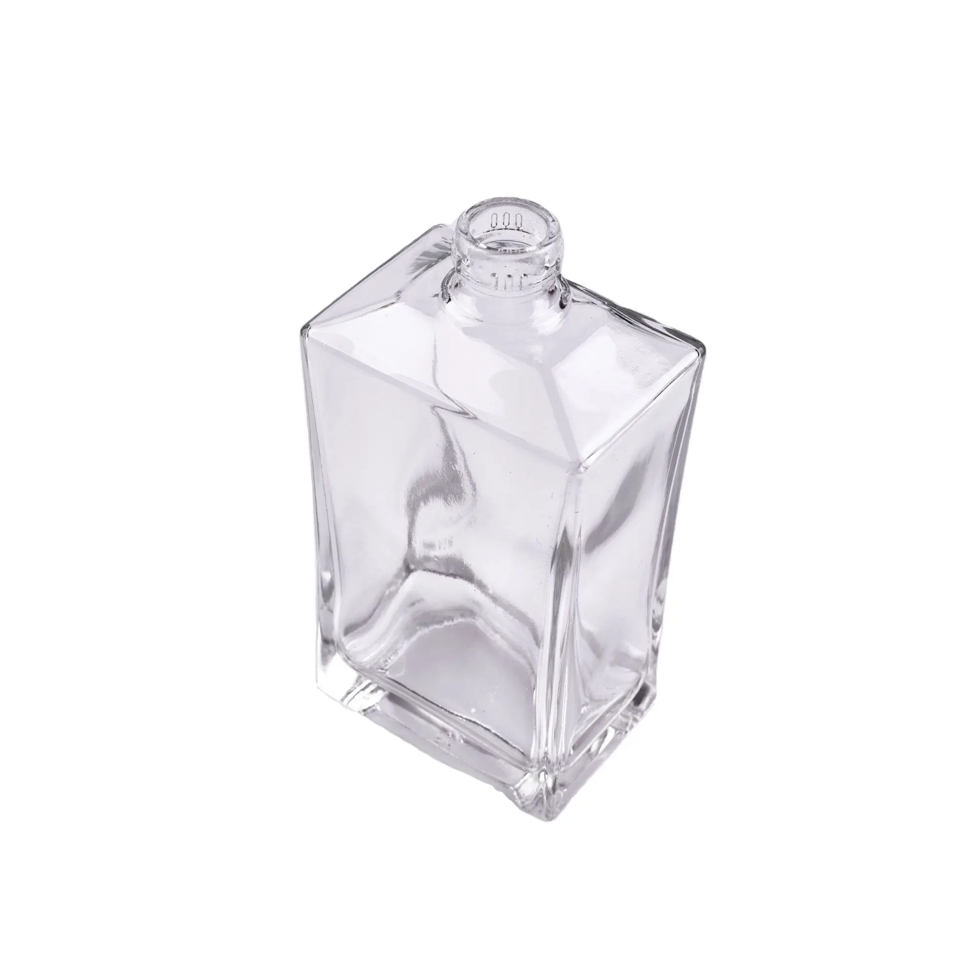 Custom-designed High Quality Square 500ml Crystal White Glass Wine Bottle For Wine Glass Bottles