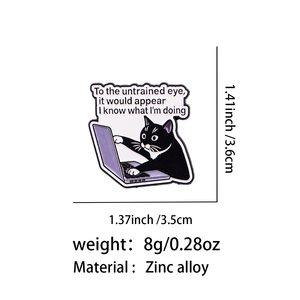 All'occhio non allenato, IT sembrerebbe che sapessi cosa sto facendo. Spilla in smalto a forma di gatto nero, graziosa, accessorio per abbigliamento, regalo. - Product Image 3