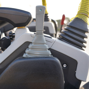 Miniexcavadora EZ-C22 con sistema hidráulico completo, máquina compacta multifuncional para excavación, reparación de cuevas y tareas de construcción. - Product Image 1