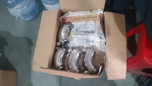 La double couche de type pince sanitaire en acier inoxydable 316L peut faire circuler le chauffage de l'eau chaude 76*2mm coude d'isolation gainé à 90 degrés - Product Image 4