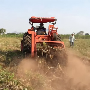 Récolteuse de manioc à deux rangs montée sur tracteur, récolteuse de pommes de terre, d'arachides et d'oignons, équipement agricole, vente chaude - Product Image 1