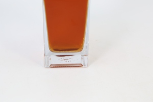 Bouteille de parfum en verre super silex, cylindre carré avec placage de flamme, Rhum épaissi, 750ml de 25 oz - Product Image 5