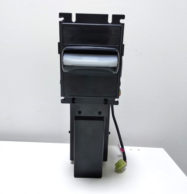 TOTEM L70P5 Bill Acceptor Validator Machine-Multi-Currency Anti-String Technology LED Display Plastic Material for Vending