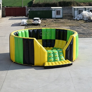 Jeu d'obstacles gonflable commercial Wipeout Sweeper Meltdown pour location événementielle - Product Image 2