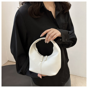 Nuova Borsa a Tracolla di Lusso da Donna, Design Elegante, in Pelle Morbida, Chiusura con Zip, Portatile, in Poliestere e PU, Ideale per l'Estate - Product Image 5