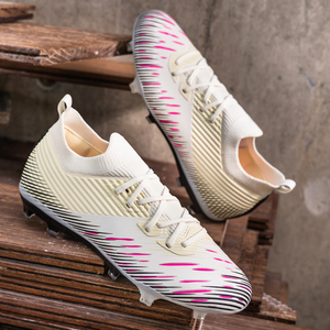 Chaussures de Football Transfrontalières Personnalisées Hommes Femmes Jeunes Baskets à <span class=keywords><strong>Crampons</strong></span> Pointes de Football en Mesh Été <span class=keywords><strong>Hiver</strong></span> Automne - Product Image 2