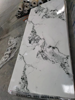 Precio de Fábrica Bajo, Lámina de PVC de Alto Brillo de 1200*2400, Alternativa al Revestimiento de Piedra de Mármol, Panel de Pared y Techo de 3 mm, Decoración de Pared, Corte a Medida