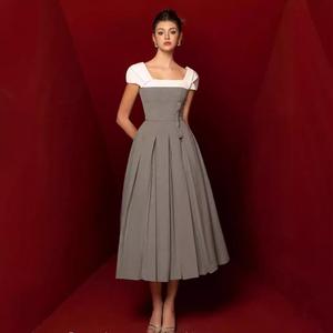 Abito Elegante da Cerimonia con Colletto Quadrato e Pieghe <span class=keywords><strong>Grigio</strong></span> <span class=keywords><strong>Vestito</strong></span> Lungo Classico <span class=keywords><strong>Aderente</strong></span> di Alta Qualità - Product Image 1