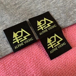 Skull Logo Đen Damask dệt HEM nhãn, Chất lượng cao T-Shirt Cuff vải HEM thẻ - Product Image 6