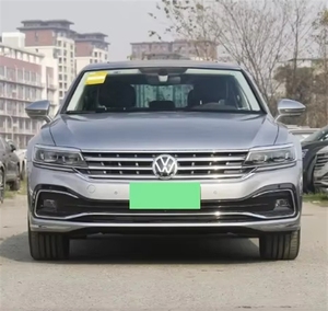 Para Phideon <span class=keywords><strong>2020</strong></span> Edición Premium Sedán 4 Puertas 5 Plazas Automático R18 Volante a la Izquierda Cuero Techo Panorámico 360 - Product Image 1
