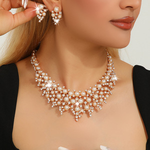 European and American Jewelry Fashion Imitation Pearl Alloy Necklace Earrings Set Jewelry Ladies <b>Wedding</b> Jewelry <b>Accessories</b> - Product Image 1