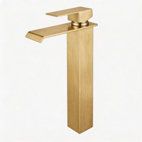 Robinet de lavabo cascade moderne de luxe en acier inoxydable, monocommande, monotrou, céramique noir et or, mitigeur eau chaude et froide pour salle de bain