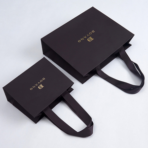 Sac en papier noir de luxe personnalisé avec votre logo pour bijoux et cadeaux, idéal pour la vente en gros - Marque Boyang - Product Image 2