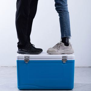 SANJIN 33L Stylish Modern Reusable Ice Cooler <b>Box</b> Portable PE Material Leak Proof Eco-Friendly Insulation Outdoor - Product Image 3