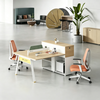 Poste de travail de bureau moderne et minimaliste avec chaise de bureau de qualité E0, cloison de séparation et table d'ordinateur pour 24 personnes