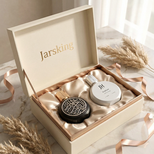 Vente en gros de flacons de parfum en verre de 100 ml avec un style arabe original <span class=keywords><strong>pour</strong></span> hommes et femmes <span class=keywords><strong>pour</strong></span> Dubaï, Moyen-Orient - Product Image 1