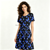 Robe pour femme à imprimé papillon bleu éclatant, motif floral Midnight, jupe trapèze, manches courtes, collection Jardin Enchanté