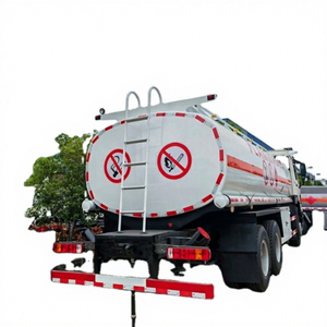 Camion-citerne à carburant diesel Sinotruk Howo 20 mètres cubes 6X4 à prix avantageux, camion-citerne à huile à vendre - Product Image 4