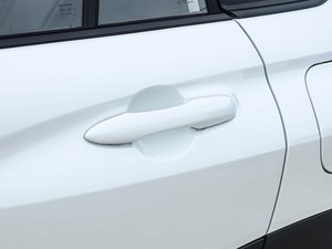 SUV Compacto <span class=keywords><strong>Toyota</strong></span> <span class=keywords><strong>Corolla</strong></span> Cross 2.0L Híbrido Inteligente HEV - Product Image 6