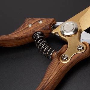 High Quality Aluminum Alloy Durable Garden Hand Shears Multifunctional Manual Garden Pruning Shears for Plant <b>Branch</b> <b>Cutting</b> - Product Image 5