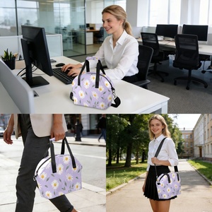 Sac à déjeuner isotherme avec motif de fleurs de marguerite hawaïenne, avec sangle réglable, sacs isothermes personnalisés pour le travail, l'école, les pique-niques et les voyages - Product Image 5