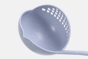 Cuchara de sopa de plástico con mango largo 2 en 1 cuchara de olla caliente restaurante cuchara de filtro de paja de trigo para el hogar - Product Image 3