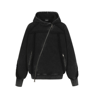 Sweat-shirt pour homme à motif cœur, coupe ample, en mélange de coton, avec bordure en fourrure et coutures irrégulières, design vieilli et délavé - Product Image 3