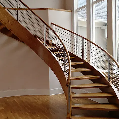 Db Populaire Gebogen Trap Met 50Mm Dikke Houten Opstap En 8Mm Stalen Staaf Railing Trappen