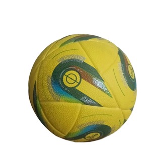 Nouveau Ballon de Football Sans Couture Thermocollé 2025 en PU, Idéal pour l'Entraînement et la Compétition de Basketball - Product Image 4
