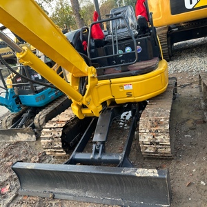 Durable Used Komatsu PC35 Hydraulic Mini Excavator with open Cab for <b>Cable</b> Trenching Pipeline Maintenance - Product Image 6