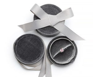 Rosa romantico bella rotonda regalo contenitore di monili con lo stesso colore del nastro - Product Image 3