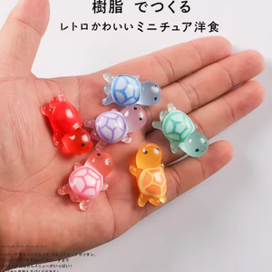 Latest Wholesale DIY 3D Resin Turtle Luminous Lucky Charms Glowing in Night Miniature Sea Ocean Animal Figurine Resin Craftwork