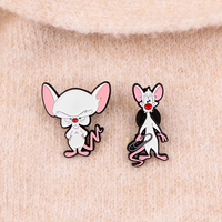 Broches en émail mignonnes en forme de souris, broches de dessin animé pour femmes, épingles de revers pour hommes, badges pour sacs à dos, accessoires de costume, bijoux animaux, cadeaux