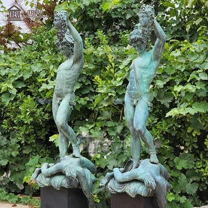 Statue de Persée en bronze grandeur nature, célèbre sculpture grecque et romaine classique de Benvenuto <span class=keywords><strong>Cellini</strong></span> avec la tête de Méduse - Product Image 3