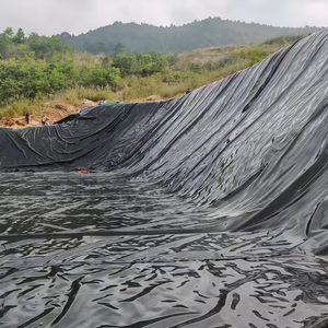 <span class=keywords><strong>Film</strong></span> d'aquaculture noir épaissi en géotextile LDPE imperméable et anti-infiltration pour bassins de poissons, étangs à lotus et stockage d'eau - Product Image 5