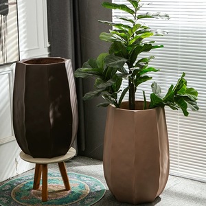 Ventes <span class=keywords><strong>en</strong></span> gros de pots et jardinières géométriques <span class=keywords><strong>en</strong></span> céramique pour plantes, design décoratif pour le sol de la maison - Product Image 2