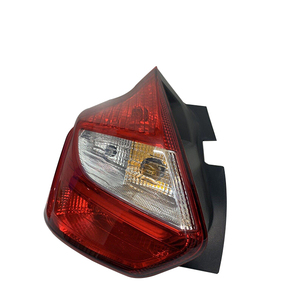 ไฟขับขี่รถยนต์ LED ไฟเบรคหลังหยุดสัญญาณภายในรถ ABS สีแดงใส4000LM 12V 4000K สำหรับโฟกัส hatchback 2012-2015 - Product Image 2
