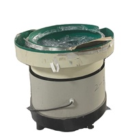 Assemblage de poignée de rasoir pivotant automatique faisant la machine pour rasoir à poignée fixe
