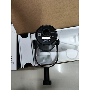 Micrófono Dinámico Híbrido MV7+ XLR/USB con Controles Táctiles, DSP Integrado y Compatibilidad con Aplicaciones para Podcasting y <span class=keywords><strong>Streaming</strong></span> con <span class=keywords><strong>Shure</strong></span> - Product Image 3