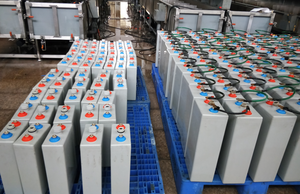 Batería OPzV de <span class=keywords><strong>2V</strong></span> 200Ah de Amplio Rango de Temperatura, Batería Estacionaria de Gel Tubular con 20 Años de Vida Útil - Product Image 3