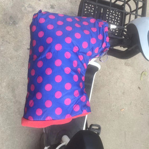 Fundas para manillar de patinete eléctrico, cálidas, a prueba de viento, gruesas, de talla única, para vehículos eléctricos y patinetes - Product Image 2