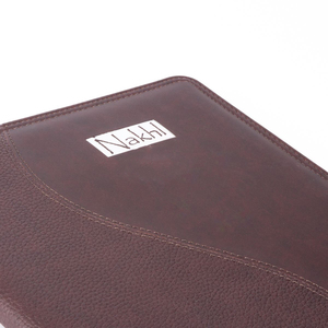 Porte-menus d'hôtel 2 panneaux avec bande flexible, combinaison de couleurs et de textures, pour restaurants - Product Image 4