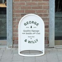 Support d'affichage vertical extérieur de style influenceur pour café et gîte, panneau directionnel d'entrée, panneau publicitaire sur pied personnalisé