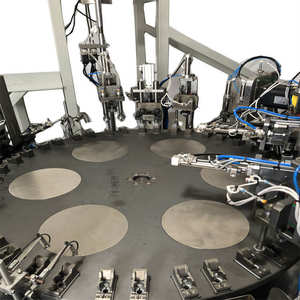 Hochgeschwindigkeits-Neuankömmling Automatische Abzugs sprüh maschine Montage maschine Kunststoff-Sprüh düsen maschine - Product Image 3