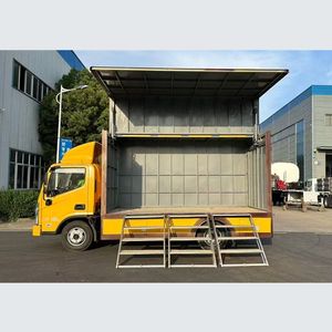 Camion de scène de concert en plein air FOTON personnalisé en usine pour les tournées itinérantes avec écran LED pliable - Product Image 2